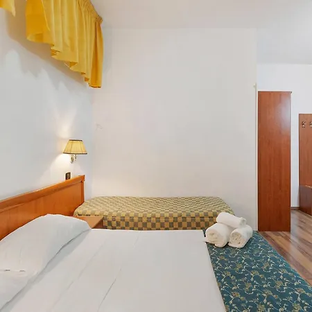 H Ruins Bed and breakfast Pompeya