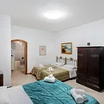 H Ruins B&B