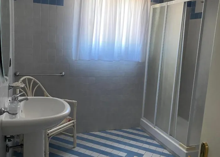 Bed & Breakfast H Ruins 3*